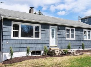318 Van Burenville Rd, Middletown, NY 10940