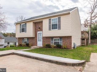 4 Wragby Ct, Perry Hall, MD 21128