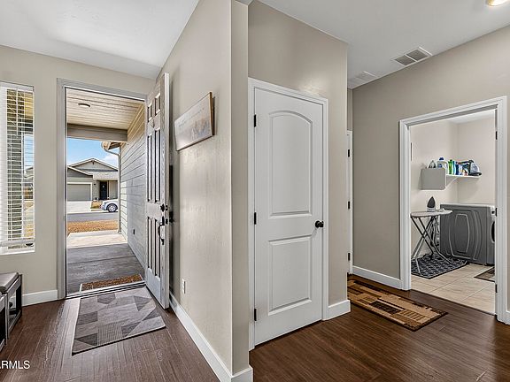 3rd image of 4586 PELEUS Road