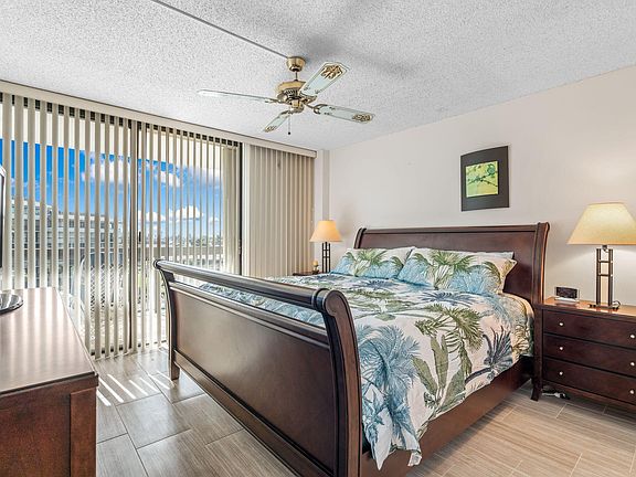 2nd image of 601 Seaview Ct APT C507