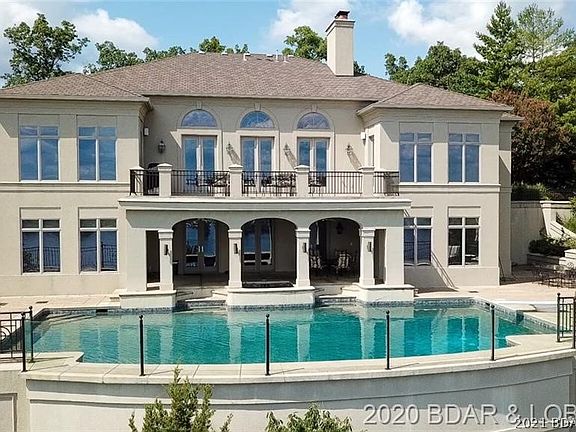 2nd image of 642 Cedar Crest Dr