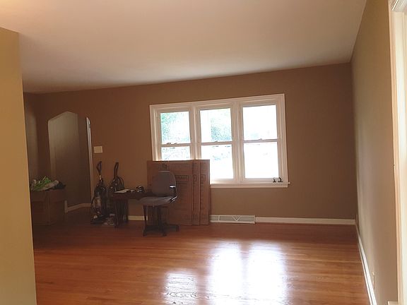 2nd image of 6101 Glade Ave