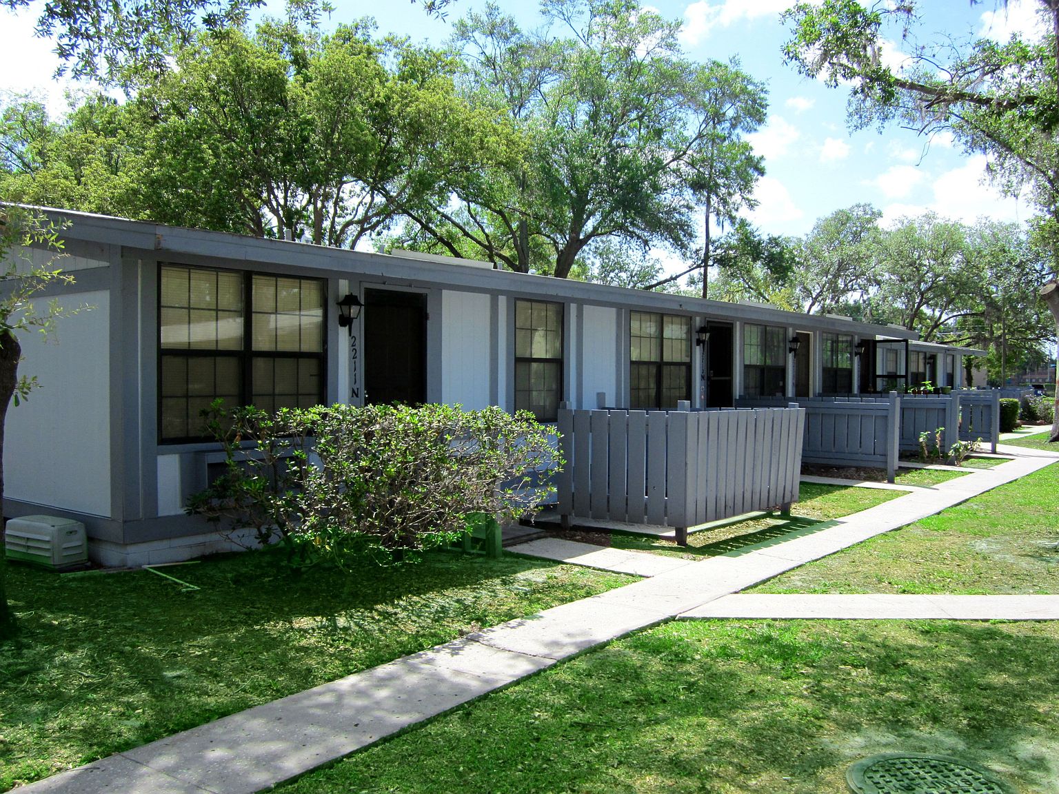 2232 N Spring Glade Cir, Tampa, FL 33613 Zillow