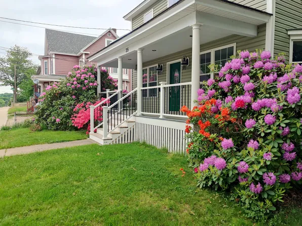 35 Emery Street, Sanford, ME 04073