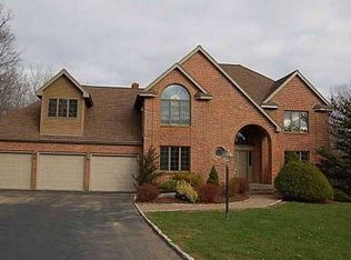 19 Plante Ln, Shelton, CT 06484