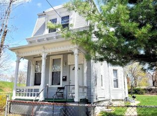 1044 Purcell Ave, Cincinnati, OH 45205