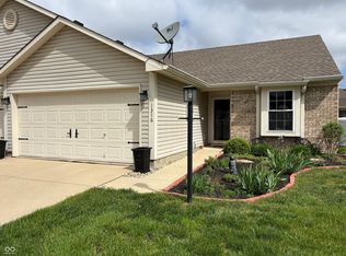 1316 Long Shore Dr, Indianapolis, IN