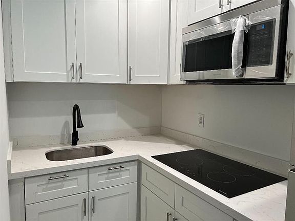 5th image of 4578 Dow Ln