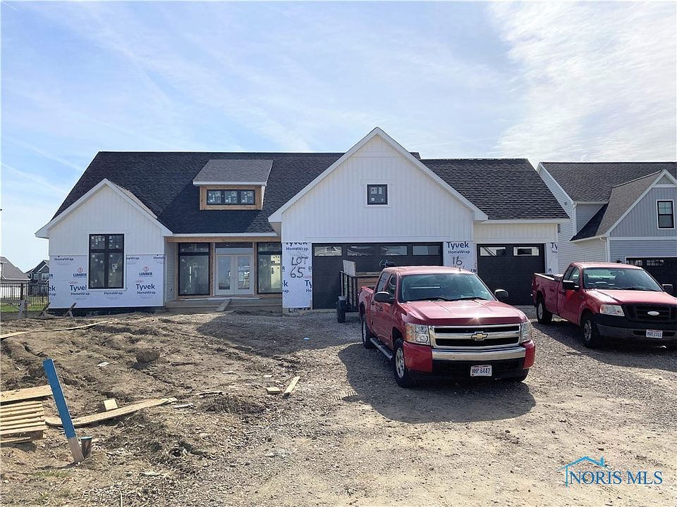 2nd image of 16 Winfield Manor Ct