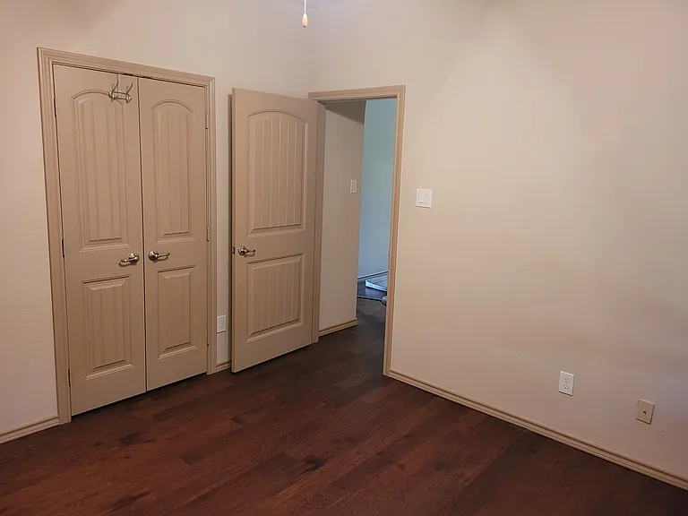 5833 Tuleys Creek Dr — Photo 18