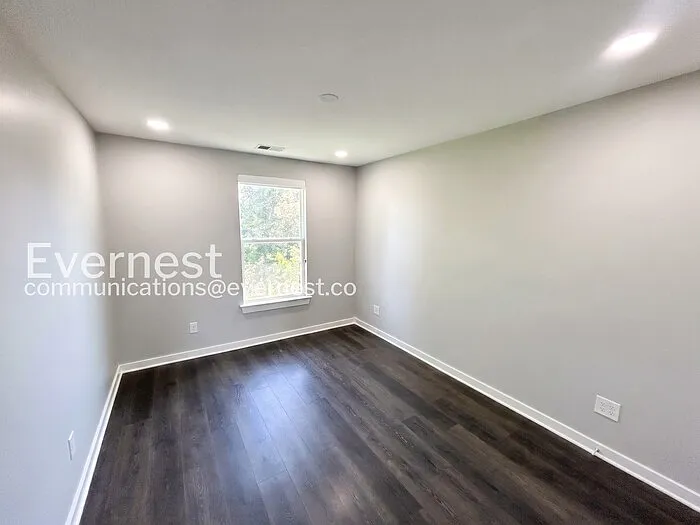 613 Mason Ward Pl — Photo 10