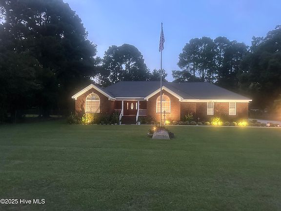 3rd image of 2511 Bells Fork Road