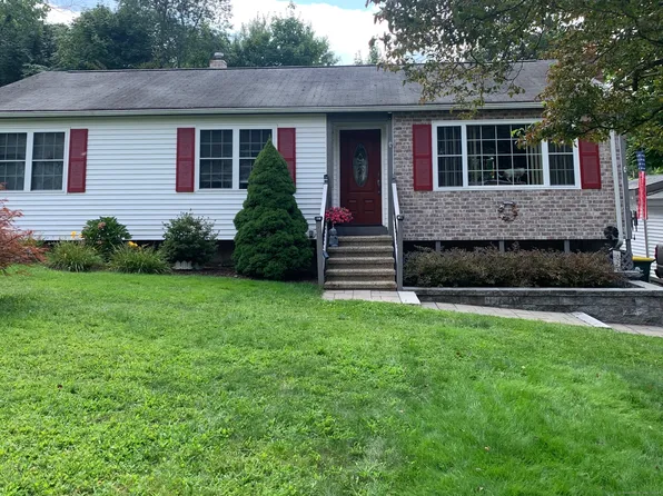 40 Hunters Lane, Ansonia, CT 06401