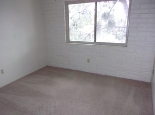 6710 E Calle La Paz, Tucson, AZ 85715