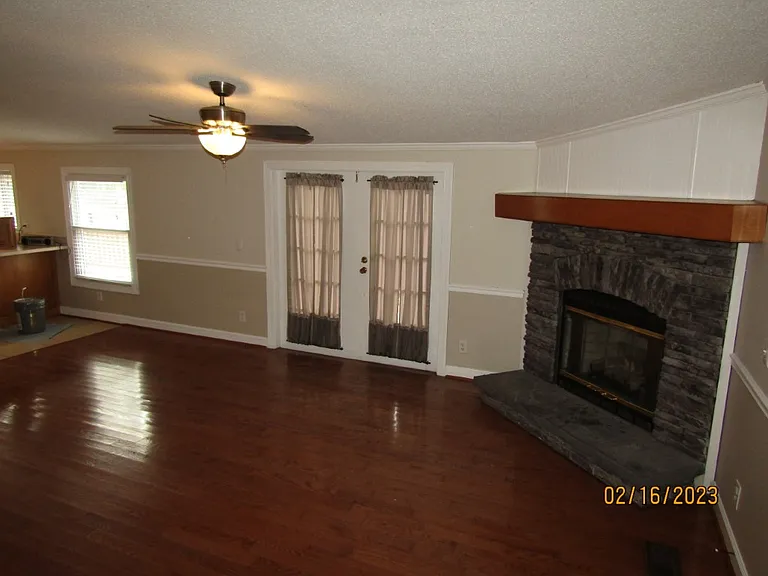 4883 Riverside Dr #A — Photo 14