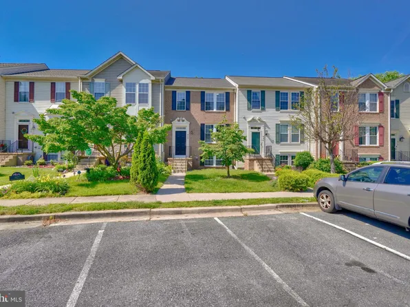 925 Chestnut Manor Ct, Baltimore, MD 21226