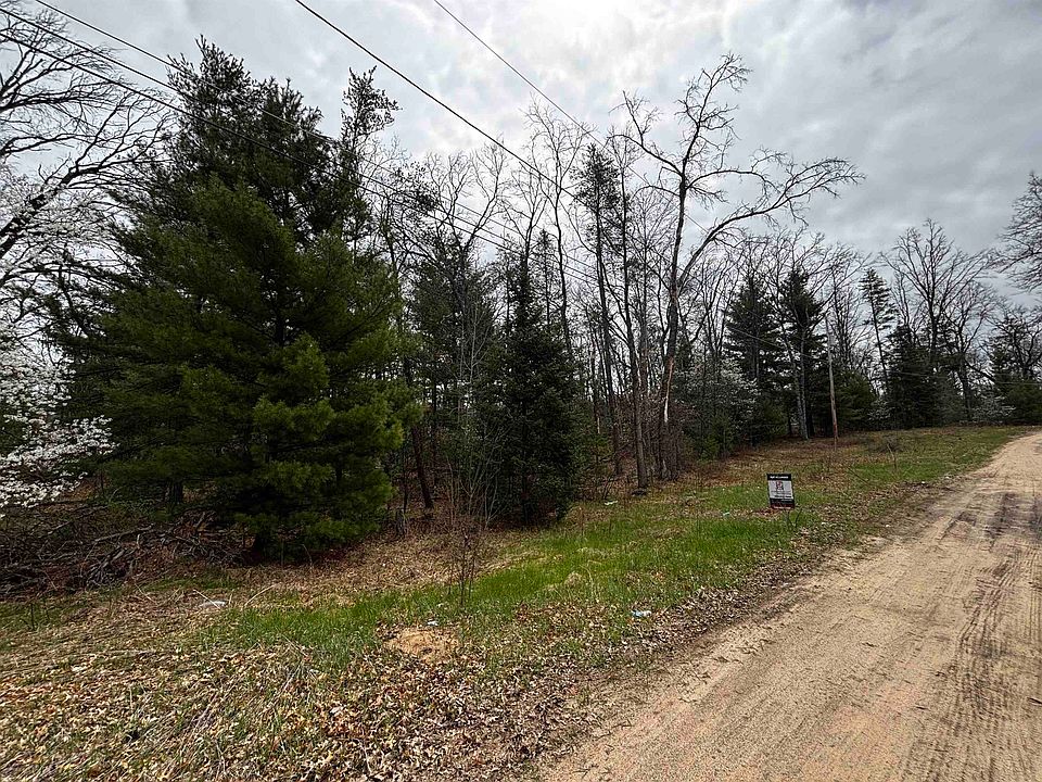 1st image of Idlewild Dr
