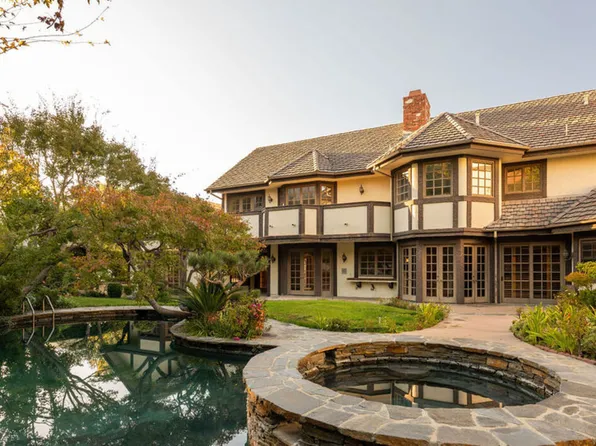 4456 Vanceboro Ct, Woodland Hills, CA 91364