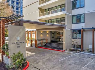 255 SW Harrison St APT 17F, Portland, OR