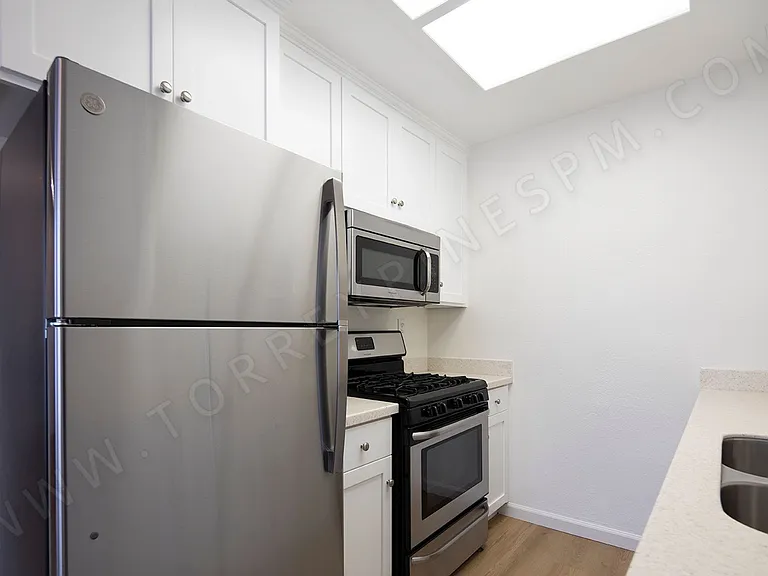 3111 Meade Avenue — Photo 6