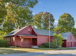 36 Upper Mast Landing Rd, Freeport, ME 04032