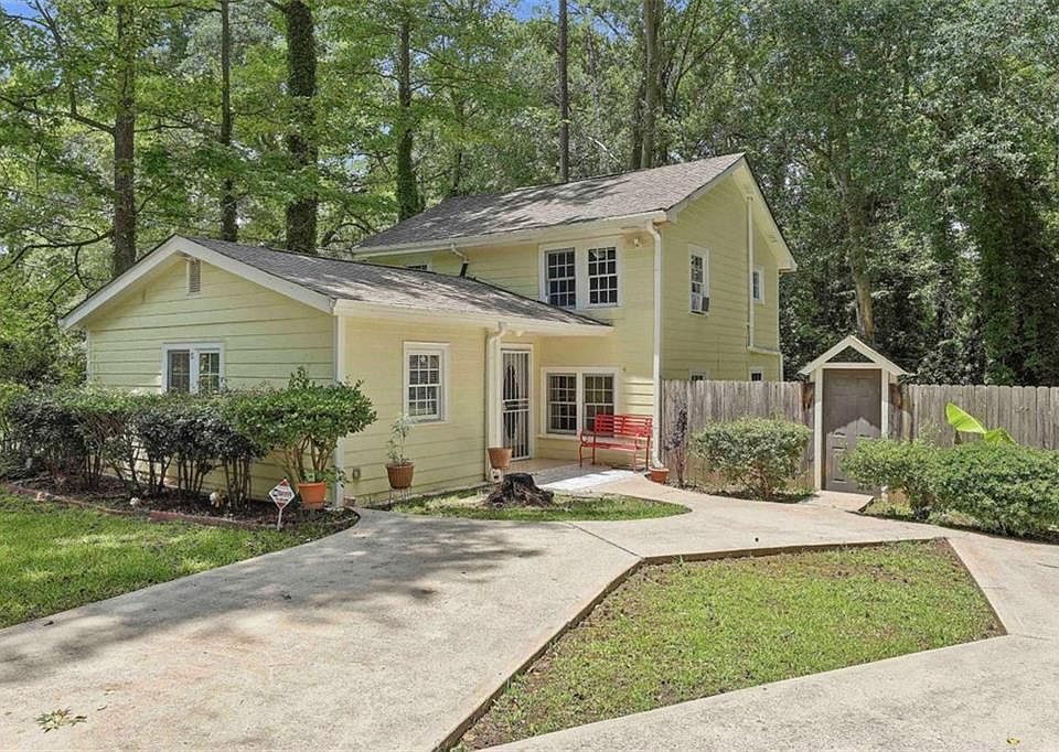 1st image of 184 Fairview Dr
