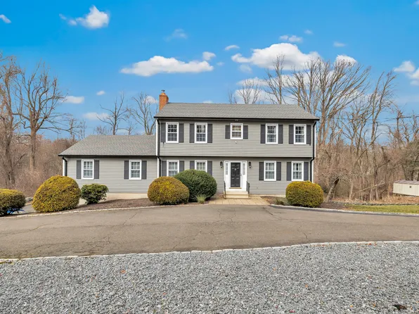 350 Stonehouse Road, Trumbull, CT 06611