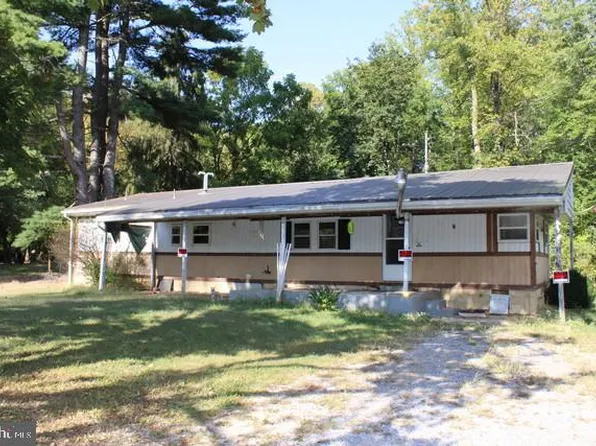 1298 Black Gap Rd, Fayetteville, PA 17222