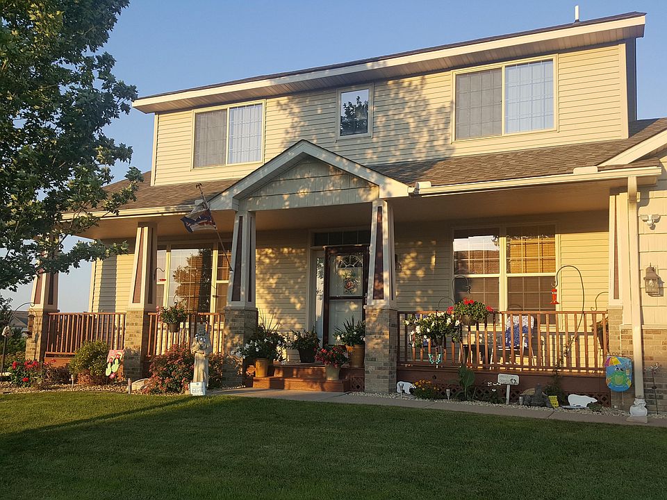 1st image of 20607 Enfield Ave N
