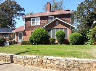 1013 Burns Dr SW, Atlanta, GA