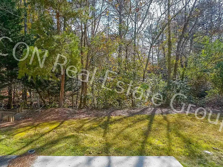 467 Colonial Walk — Photo 29