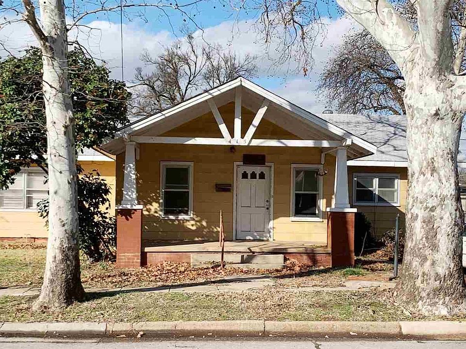 1st image of 415 Magnolia St