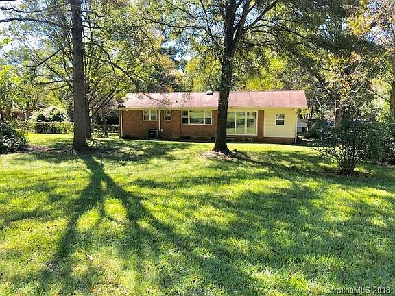 2nd image of 855 Allister Dr