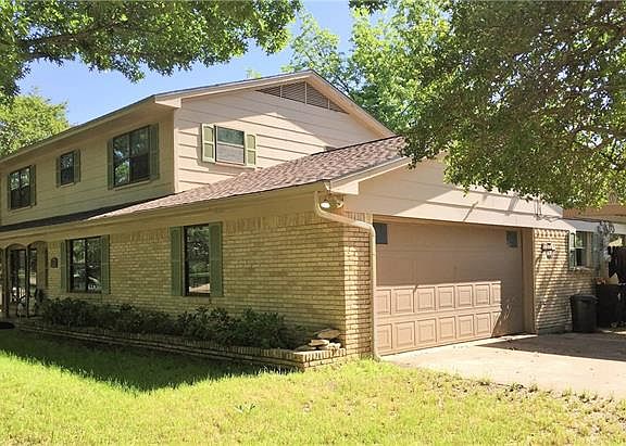 2nd image of 2405 Cypress Dr