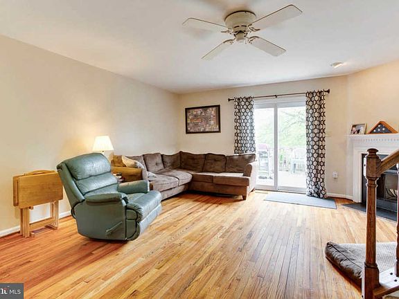 4th image of 14361 Beaker Ct
