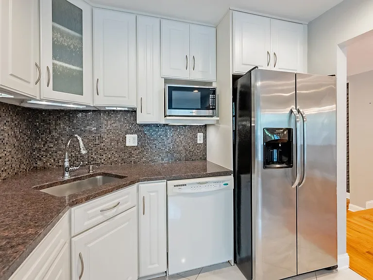 215 Lynn Manor Dr — Photo 25