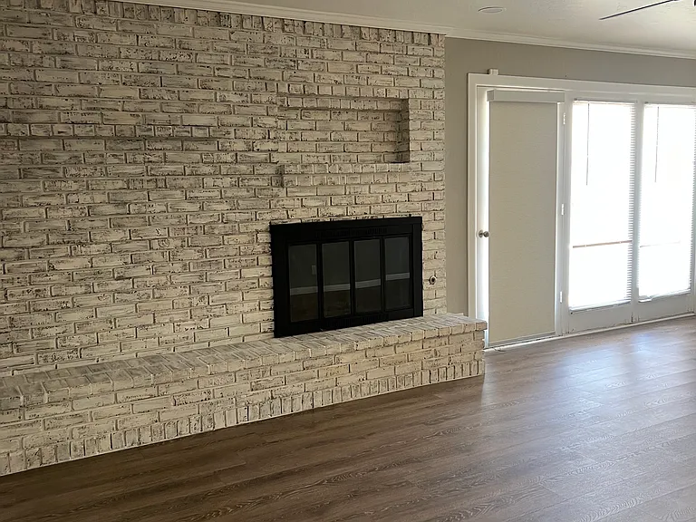 4313 Olsen Blvd — Photo 2