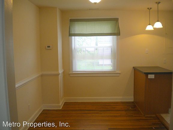 4th image of 1414 Forest Ave