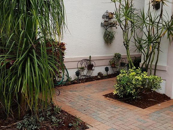 2nd image of 11744 Castellon Ct