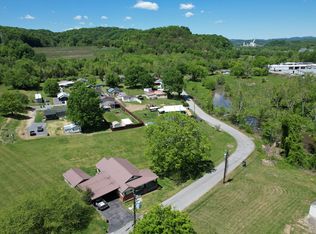 1029 Shipp St, Kingsport, TN 37660