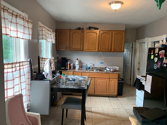 4th image of 172 Quincy St