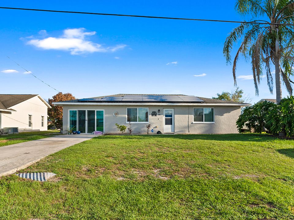 1st image of 386 SE Oakridge Drive