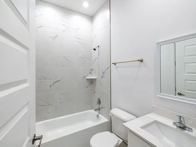 88 Lock Wood Dr — Photo 6