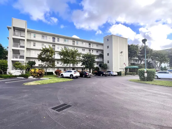2228 N Cypress Bend Drive #508, Pompano Beach, FL 33069