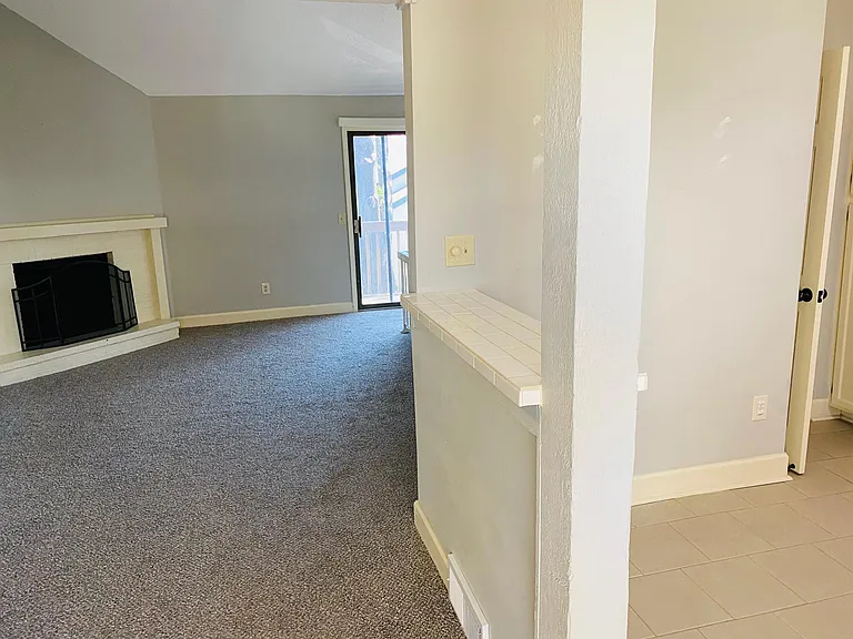 5752 N Anita Ave — Photo 6