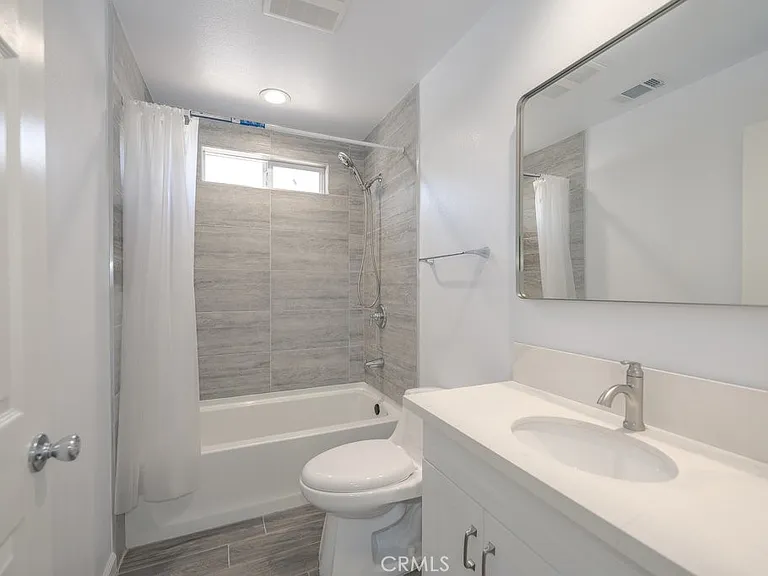 6237 Agnes Ave — Photo 10
