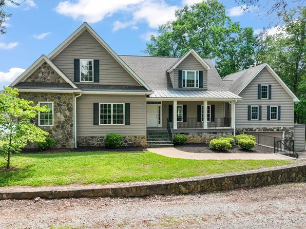 567 Johnson Dr, Clarksville, VA 23927