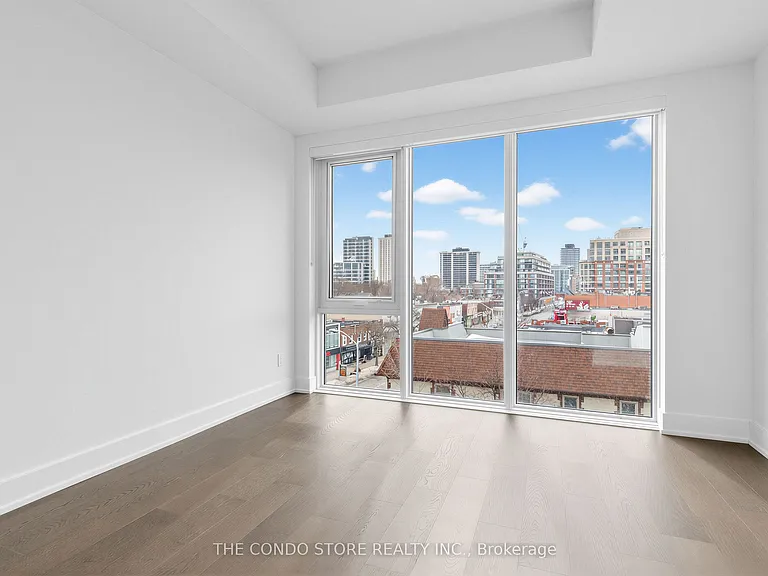 8 Manor Rd W #611 — Photo 13