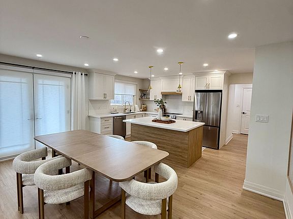 4th image of 178 Ripplewood Rd