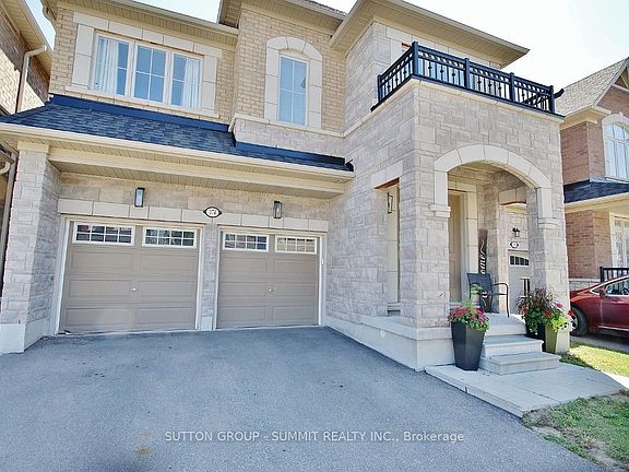 4th image of 174 Stevenson Cres